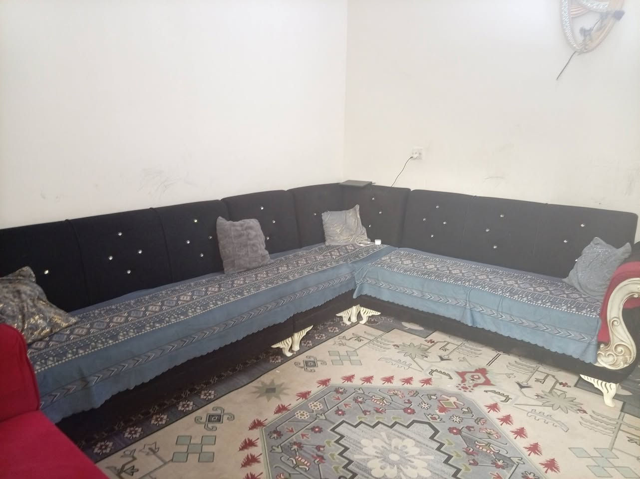 تخم ديوان عشر مقاعد مع ميز وبلازمه مكانهم دورة المهديه الثانيه


**إذا كنت صاحب هذا الإعلان وتريد حذفه لأي سبب، رجاءا أرسل رسالة إلى الدعم الفني**