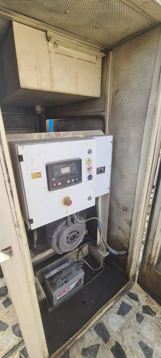 سلام عليكم ورحمه الله 
مولدة بيركز٤٥كيفي  مكينة بلادي مامفتوحة كاتم مكان بغداد ***********
