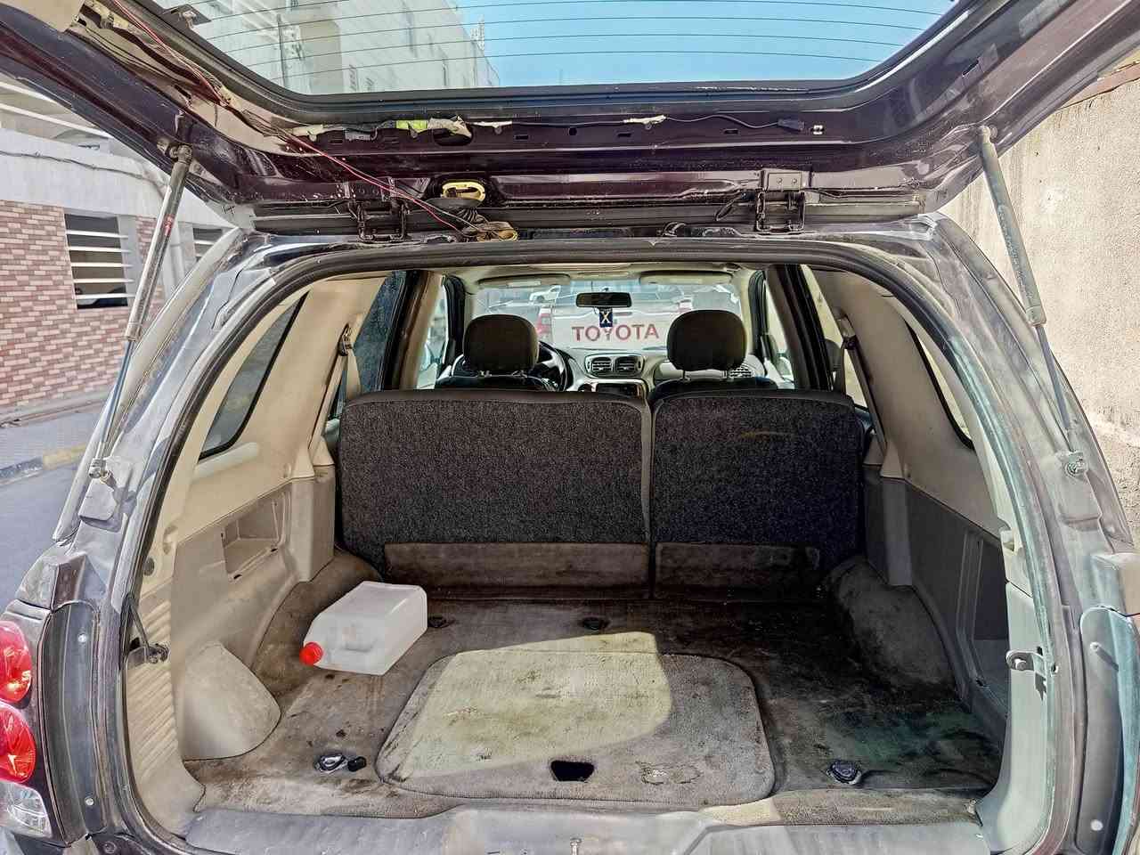 السلام عليكم  سياره بلايزر مال مزاد كلشي موضح بل فديو عندك
السعر 55 ورقه وبيها مجال 

للاستفسار اتصل ***********
