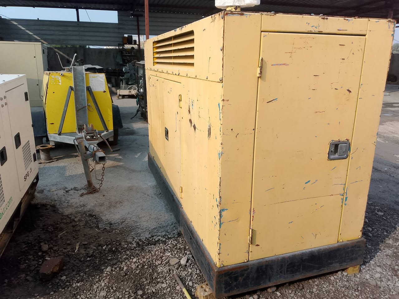 مولد بيركنز 4 بستم سوبر قطر 100 ملم مع راس توليد 65 كيفي كاتم أوربي مشروط
للاستفسار الاتصال على الرقم ***********
