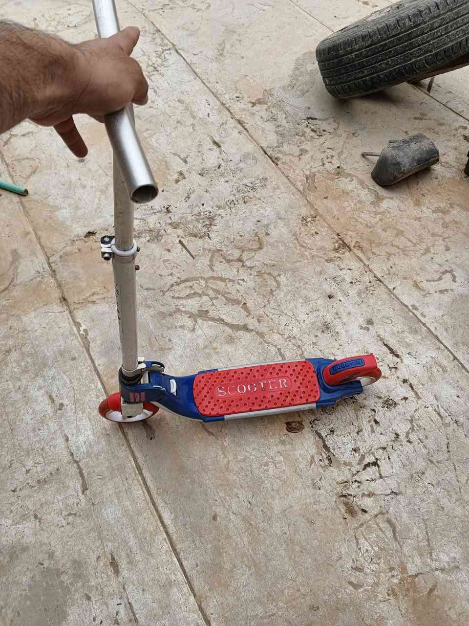 سكوتر بهاذ الحجم سعر 30 بي مجال مال باله اصلي ثكيل ***********
