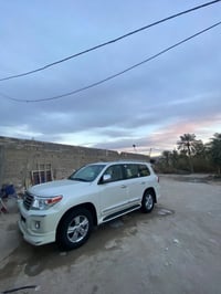 لاندكروز GXR • ٢٠١٣ • رقم بصرة