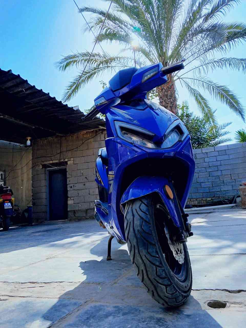 دراجه للبيع GMAX  
1.صناعتهه صيني 
2.دراجه كفاله عامه
3.تشتغل نكره سلف انسه شي اسمه هندر 
4.كهربائياتهه كافه كلهه شغاله ابلاد 
5.لايتات عالي ناصي سكن شغالات اشاير شغاله 
6.دبلات اماميات ودبل الخلفي جديد  كلهه شغالات 
7.شرط نهضه تخبل الله شاهد فول ومعد 
8.الدراجه كامله مكمله كفاله عامه 
9.السعر 425 وبيهه مجال لطيبين 
👈الشراي يجي خاص 
لو يتصل ***********
