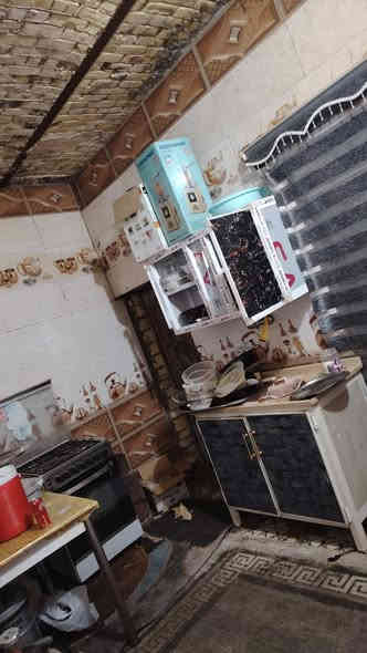 اللهم صلِّ على محمد وآل محمد
بيت زراعي للبيع

🔹 المساحة: 140 م
🔹 الموقع: حي العسكري – شارع ترابي – قرب موكب جون
🔹 المنطقة: مخدومة بالكامل (كهرباء، ماء، مجاري، تبليط)، شركه حاليا جاي تشتغل بيه 

🔹 مواصفات البيت:
 • غرفتين
 • صالة
 • مطبخ
 • صحيات
 • ساحة
 • ترك
 • مكان مخصص للديوانية

💰 السعر: 28 مليون قابل للتفاوض

📞 للاستفسار والتواصل: خاص أو على الرقم
***********
