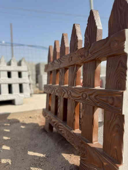 سلام عليكم يتوفر كافت انواع الحجر لتزين الحدائق🎄 جميع المنتجات مصنوعه من الكونكريت شرط تسليح حديد والاسمنت المقاوم الاملاح يتوفر بيع جمله ومفرد وتجهيز المشاتل بأنسب الاسعار  ويتوفر توصيل  موقع البصرة القرنه قرب جسر المعلق الشرش
رقم:***********. اسيا 
رقم ***********. اثير
