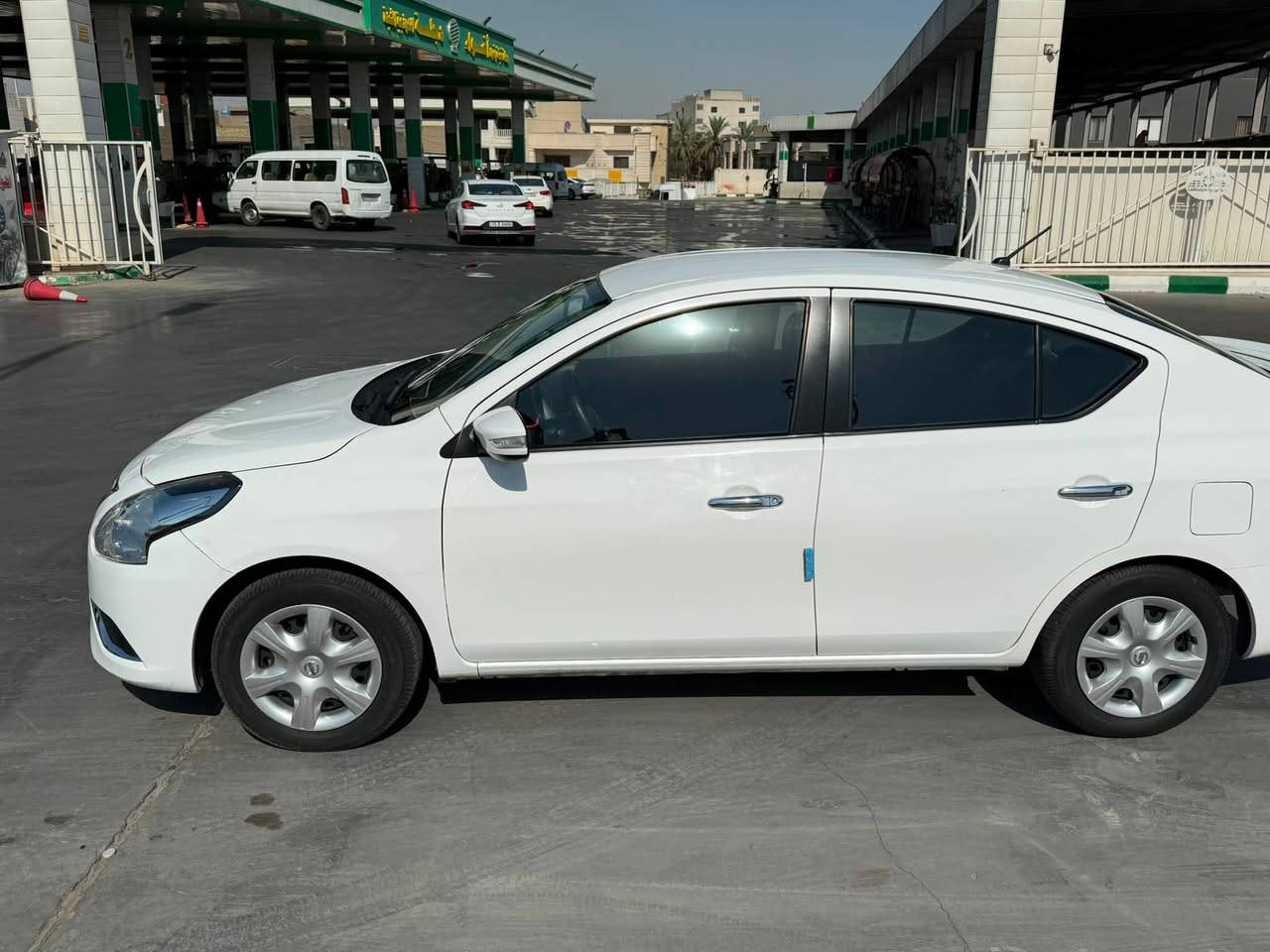 نيسان سني 2023

السلام عليكم نيسان سني 2023 ماشية ٢٤ الف مابيها حادث 
بيها طخات بسيطة كلش بدون بارد وتبديل او صبغ مكينه وكير وتبريد كفالة السيارة بأسمي 
 
*********** رقمي
