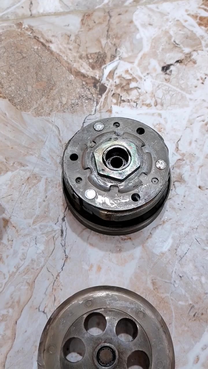 سلام عليكم متوفر ادوات  كفرات ماكس منغولي  لون كرزي بدون  كسر او فطر او شخط السعر 38 الف
مرايات كاربون فايبر جوكر جميع الدراجات السعر  7 الف
دوسه اقدام اصلي مع براغي 10الف
غلاف كشن اصلي 3 طبقات السعر 5 الف
 كلج ماكس اصلي اصلي تفصيخ السعر 35الف
قايش جلاتين شلعه معدل + خرز  اصلي تفصيخ السعر 10الف
 يوجد ورقيات + جرايد يابانيه
مكاني ناصريه حي اور للاتصال ***********
