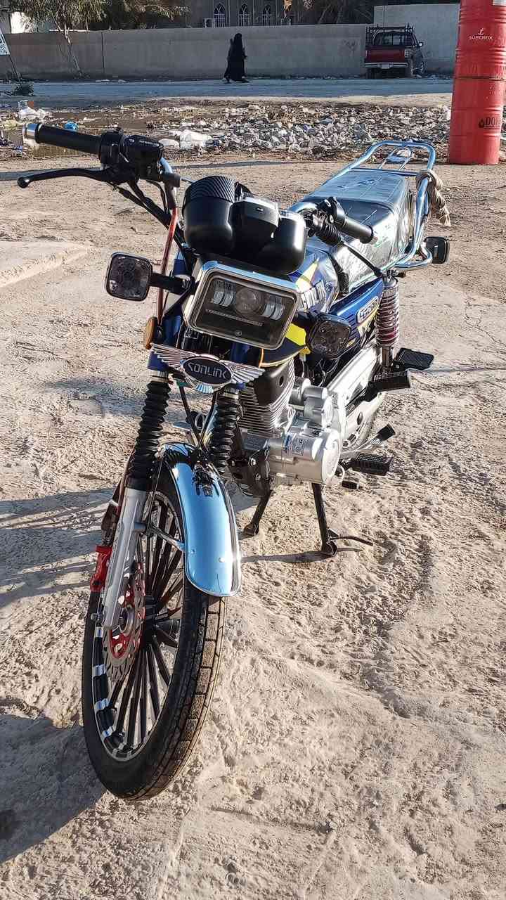 السلام عليكم دراجه يرني 2025
 طالع 2026 السعر 900 وبيا مجال العنون بغداد شاراع الجزيره 
تواصل ***********
