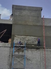 لبخ أسمنت • متفرغ • أسعار مناسبة