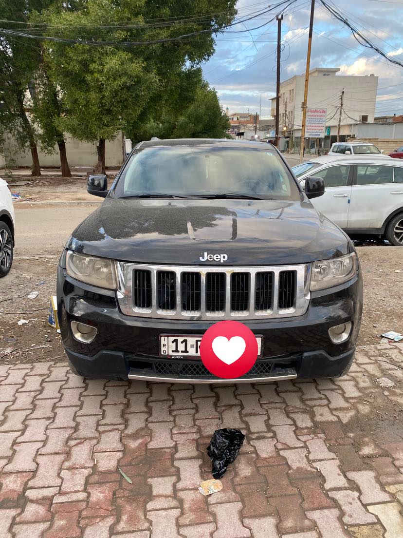 سلام عليكم 
جيب 2013 فول بانوراما جلد فول مواصفات 
رقم بغداد 
السعر ١٤٠ بيها ٤ قبع و شوية ب جاملغ خلفي 
مكانها بغداد 
***********
