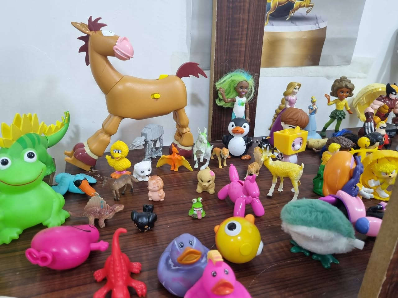 السلام عليكم ورحمة الله وبركاته 
وصلت بضاعة جديد بيه العاب ومجسمات بكوالتي عالية هاي صور لبعض البضاعة وان شاء الله بليل انشر بالتفصيل للبيع


**إذا كنت صاحب هذا الإعلان وتريد حذفه لأي سبب، رجاءا أرسل رسالة إلى الدعم الفني**