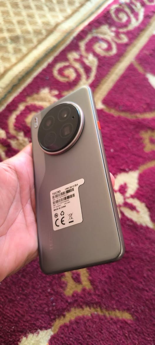 ‏كامون 40 بريمير 5G
‏مواصفات الجهاز
‏شاشة بدقة 144 هيرتز معالج 8350 ببجي 120 فريم كاميرات  فلاكشب ثلاثية بدقة 50 ميكا بكسل مع عدسة تقريب جيروسكوب 100X
‏ذاكرة 256 رام 12+12 مكاني ناصريه مركز *********** ناصرية, ذي قار
