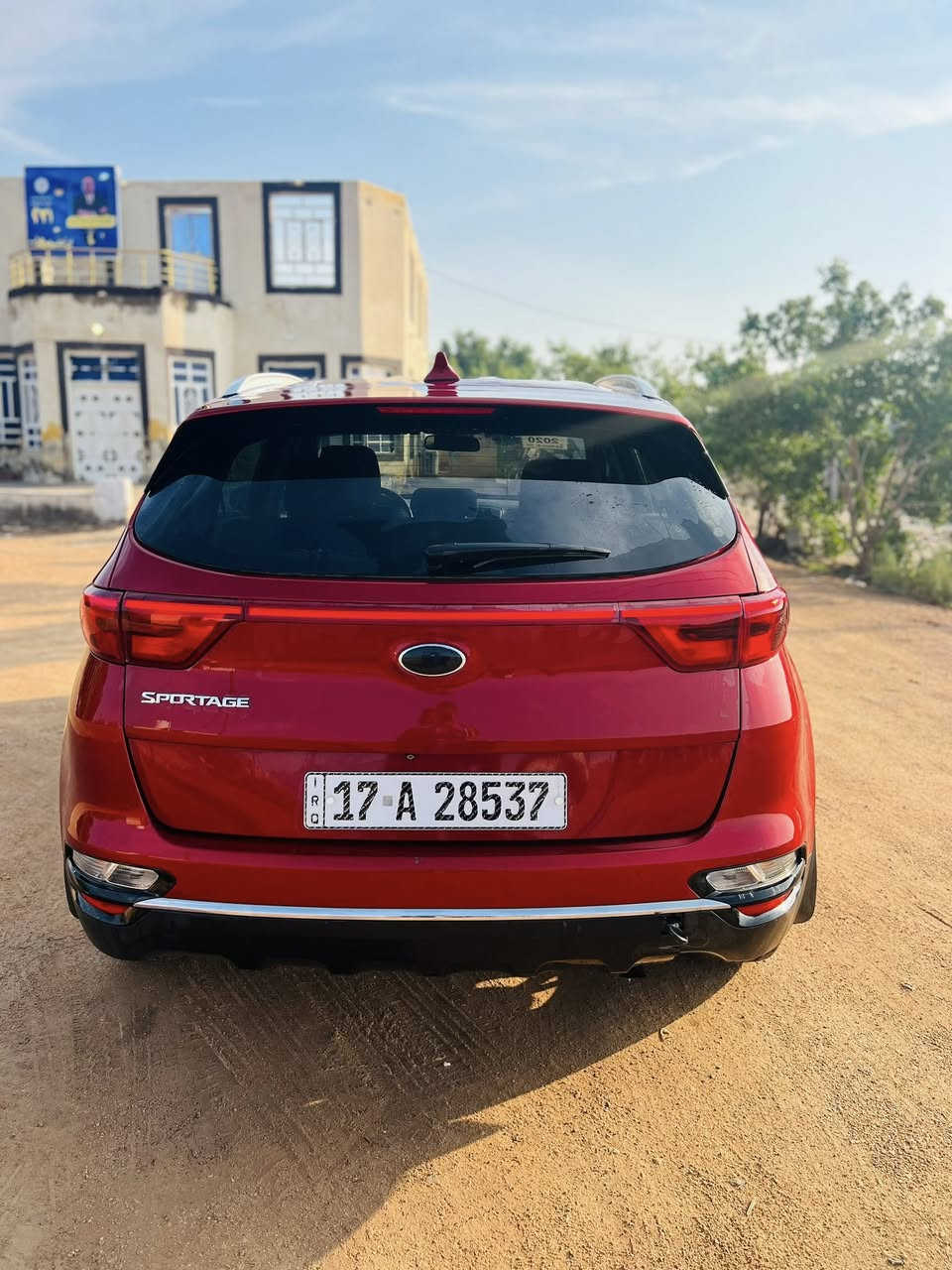 سبورتج 2019  مكينه ع وضع الشركه مكينه 2400  
الضرر تبديل قبق جنطه فقط بدون عابر  السياره ع وضع الشركه
حداديه تدفئه تبريد ع الشرط 
رقم مثنى حره تحويل مباشر 
 السعر 145 وبي مجال بسيط   مكان السماوه 

‭0783 517 3722‬
