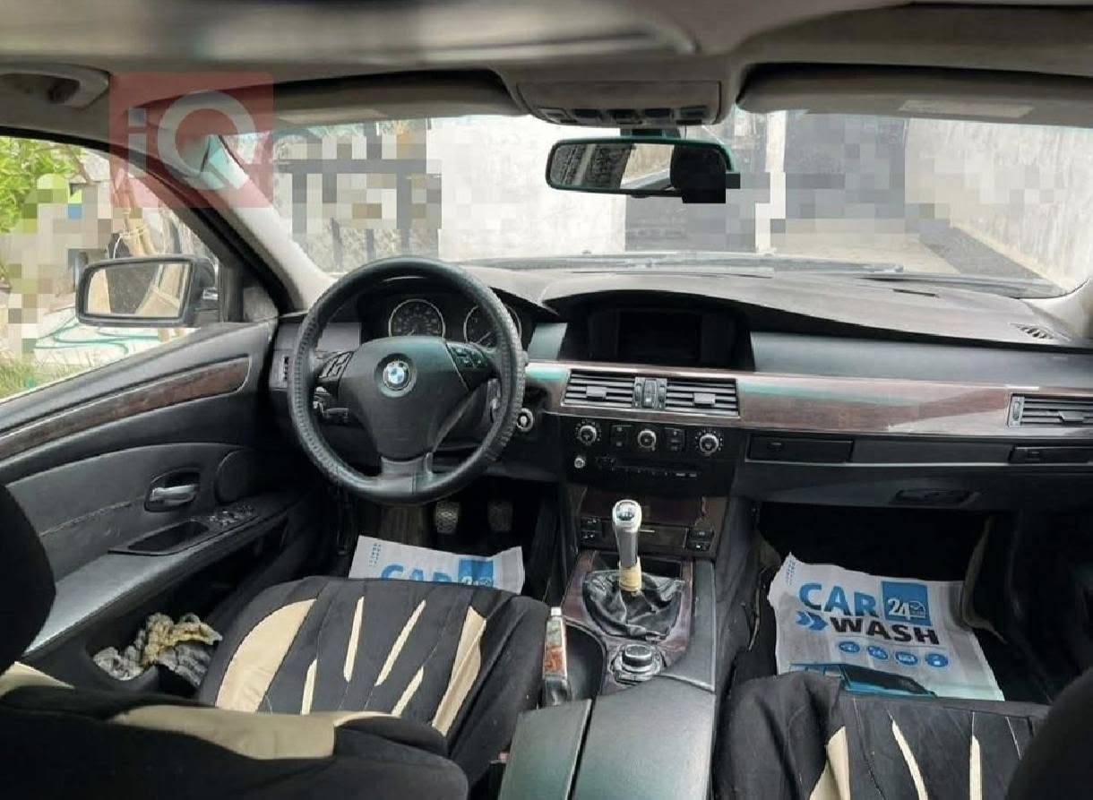 سلام عليكم
BMW E60 2010 
مكينهN52 p30 نوزل قصير المرغوب 
السياره اصل كير عادي 
فول مواصفات 
بيها بعض النقوصات 
كير مكينه كفاله 
تاير طخم جديد
تبريد ثلج 
حادثها جاملغ الايسر واصل للفخذه 
ماشيه 200km
العنوان البصره 
السعر 90
***********
