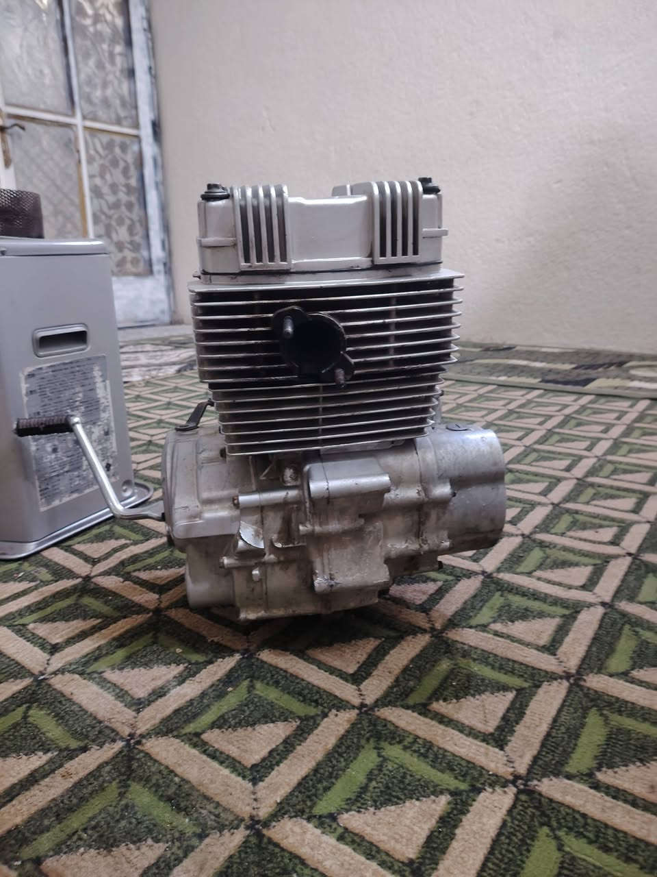 سلام عليكم ممكين مال ستوت الحجم 200 تجفيت جديد بس بستم العنوان حله شارع 80 كربلا *********** السعر 75 وبها مجال قليل
