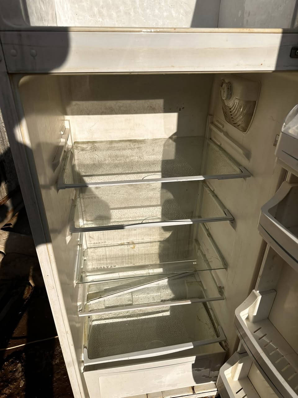 ORCA RT345 موديل Vestelثلاجة
سعة 317 لتر - بابين (فريزر علوي)
بعمل بشكل ممتاز والتبريد قوي
الحجم مناسب للبيت والعائلة
نظيف وبحالة جيدة
سبب البيع: عدم الحاجة
السعر 200000 الف دينار عراقي وبيه مجال للجادين المكان الحرية يم مستشفى الشرق الاوسط


**إذا كنت صاحب هذا الإعلان وتريد حذفه لأي سبب، رجاءا أرسل رسالة إلى الدعم الفني**