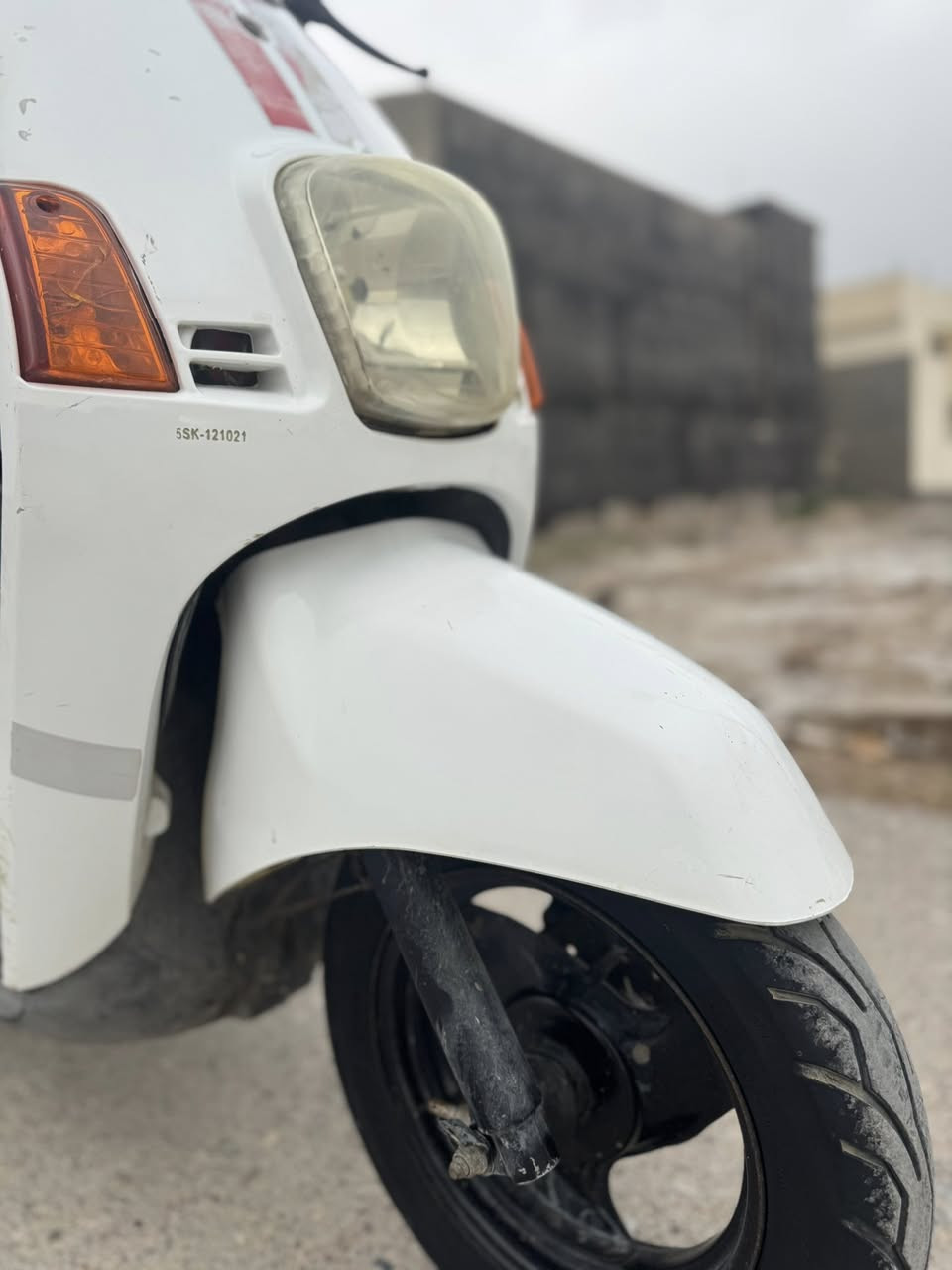 ماكـس بوليسي 2009 الدراجه كفاله خير من الله مكينه خرسه ممفتوحه كابريتر بلادي  الدراجه مولحه كلها شغاله سلف هندر اشاير زنون عالي ناصي كفرات ختم سعرها 575 وبيها مجال قليل 
❇️مكانها ديالى الخالص هبهب للاستفسار ***********
يولد المو شراي لايتعبني وخادم الكم ❤️
