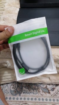 شاشة 13.3 • دقة 2.5K • 60 هيرتز