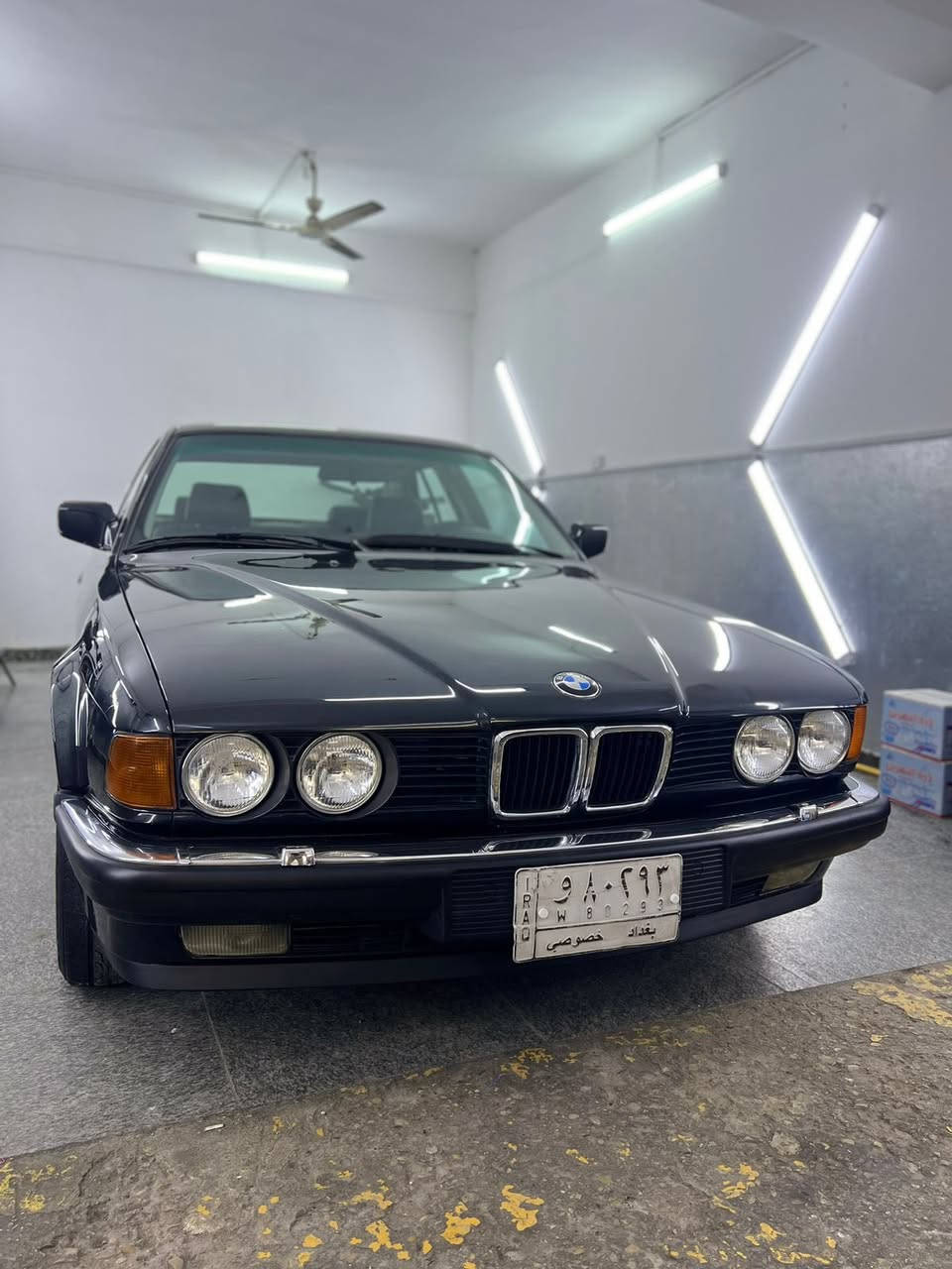 BMW 730i
موديل 1991
السياره فتحه 
كشنات كارتير كهرباء
بطاين خياط
السياره جديده بمعنا الكلمه
اي نقص مابيها 
السياره كفاله عامه من الحادث مصبوغه للجماليه فقط
للأستفسار 
***********
العنوان  بغداد البلديات
