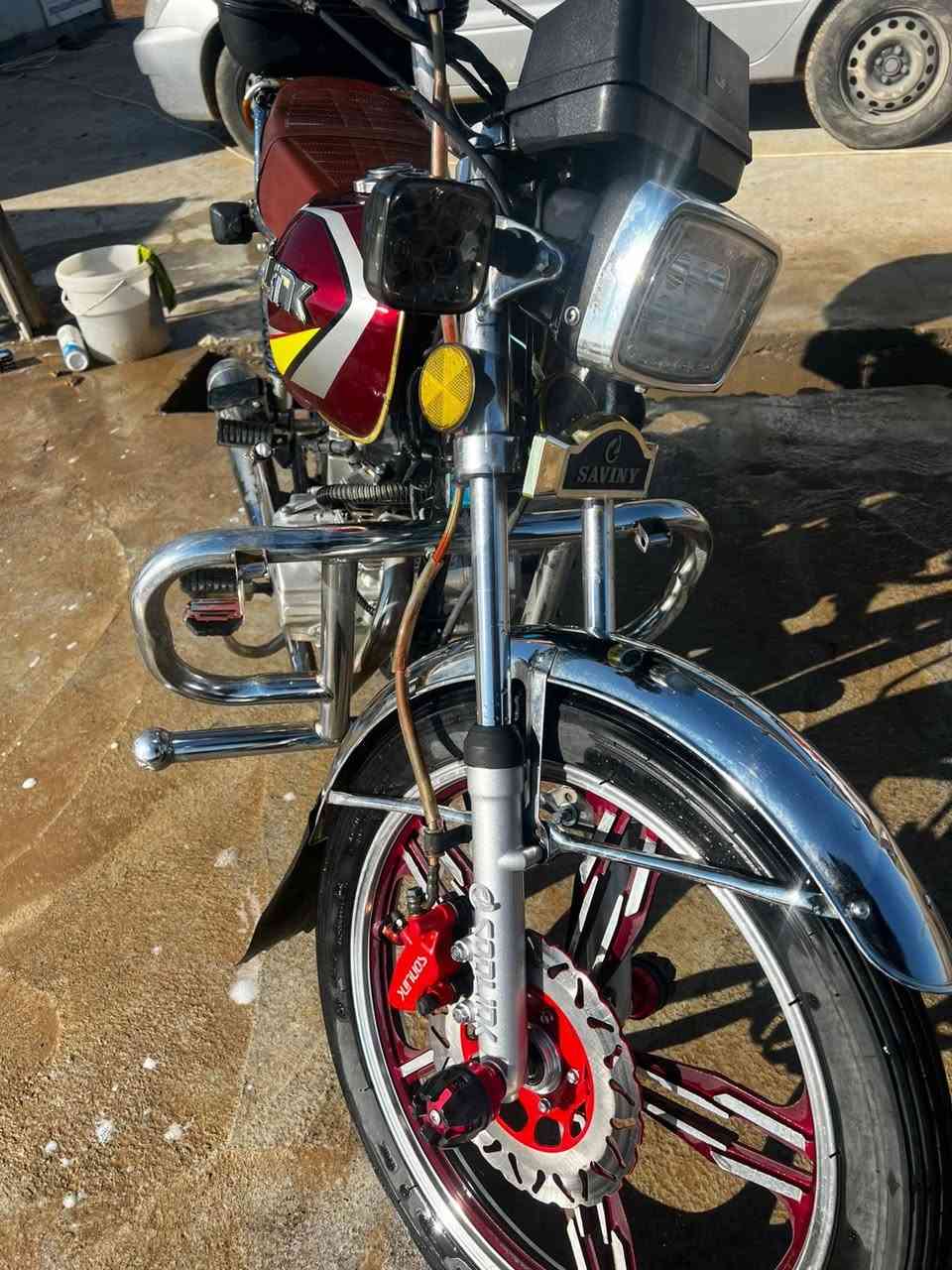 السلام عليكم اخوان مأطور للبيع موديل 2023 مكينه كبس عقد بيع موجود منفيس موجود ماطور بلادي كله شغال 
  واسأب موجود 
***********
