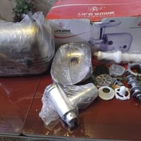 من رخصة الادمن المحترام عندي مثرامة حجم صغير صناعة المانيا اخت الجديدة...