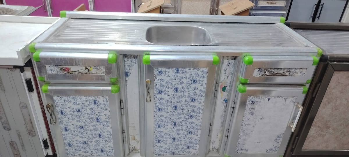 معرض القزويني الاثاث المستعمل والجديد بأسعار مناسبة العنوان البدير شارع جامع ال حجي رشيد القريشي مجاور جملة جاسم البولاني ***********
***********
