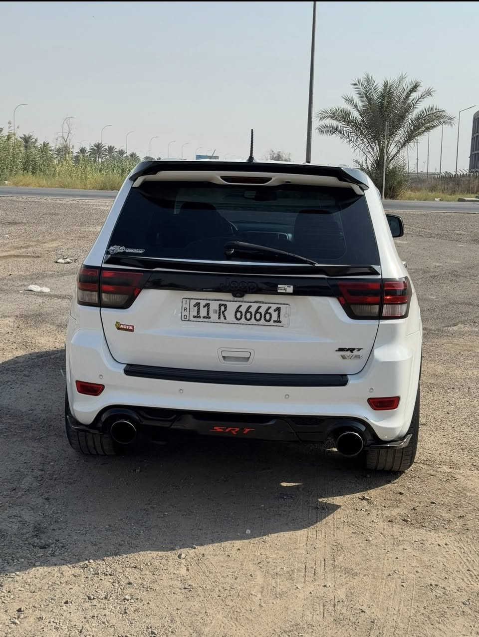 السلام عليكم 
للبيع Jeep SRT 6400
2013 خليجي كفالة عامة رقم بغداد مميز 66661
فول مواصفات للاخير
دفع رباعي4x4
كشنات جلد
مقاعد امامية كهربائية 
خزن ميموري 
مقاعد امامية تدفئة مع تبريد 
المقاعد الخلفية تدفئة 
ويل قياس 20 انج مع تخم تايرات دلوب 
ستيرن كهربائي 
سقف بانوراما 
وضعيات قيادة 
منظومة زنون 
تشغيل عن بعد 
حساس امامي وخلفي
كامرة خلفية
نظام صوت 16 سماعة 🔈 مع دمام خلفي
فجوج برمبو 

**الاظافات الي عليهة 
دبات بورلا + دون بايب
شوته afe
اويل كاج كان 
ولف حماوة ريسنك 
بلكات ريسنك 
برمجة مصطفى ايكل 

السيارة مكينة كير تبريد كله جديد ونظيفة حيل 
السعر 225 ورقة وبيه مجال 
المكان بغداد 
***********
