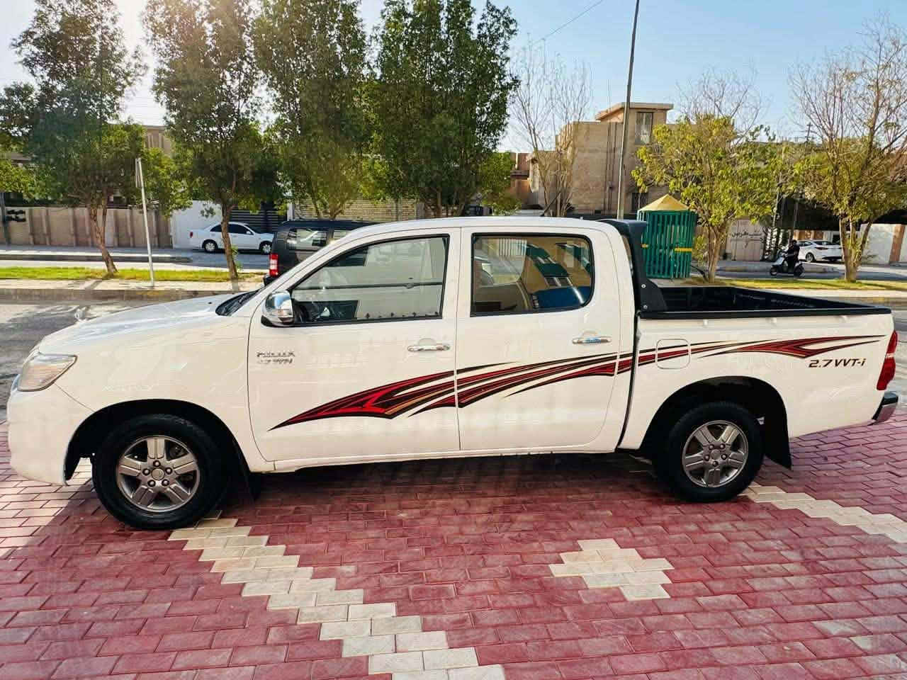 السلام عليكم بيكم 2014 كفاله عامه كير مكينه سياره جاهزه كير عادي تخم تاير تبريد حداده جديده تحويل مباشر 
ما ناقصها شي السعر 190 وبيها مجال مكان البصره التنومه
*********** /***********
