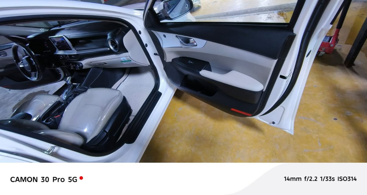 سيراتو  خليجي ٢٤ فو مواصفات كفاله عامه ماشيه ٧٠ الف بغداد بسمي تحويل مباشر
محرك ٢٠٠٠
فتحته سقف 
مري شفط 
اشاره بمرايه 
حساس خلفي 
شاشه وكامره دواره 
تبريد قطعتين 
ويل كب حجم ١٦ 
الكير AT 
نيكل دواير الابواب 
خمس تجاوي منفصلات 
سايد بريك يدوي 
لد امامي 
دوشمه عامه سعر ١٧٧ 
للاتصال ***********
سونار موجود بصور
