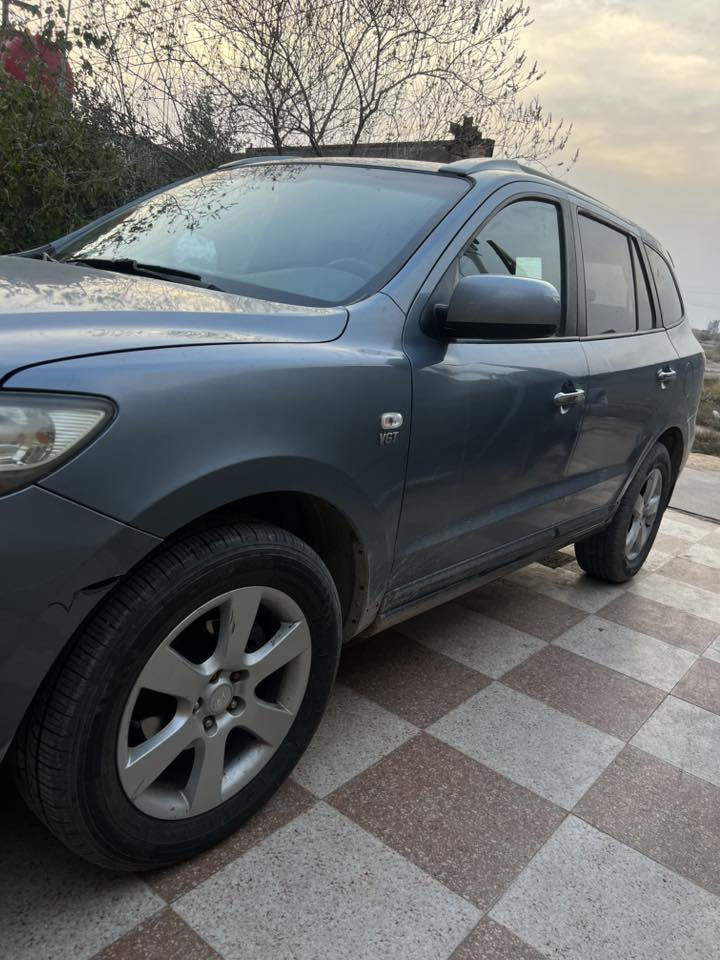 سنتافي ادوات مديل2008 مكينه كاز  متومه سنويه ورقم شمالي تستلم حصه من اي محطة سياره جاهزه مكينه وكير جدد خير من الله من كلشي تبريد تدفئه كشنات جلد بلاد كلشي شغال بيها نضيفه كلش ويل18الحجم المرغوب حدادية جديدة تحكم استيرن وتايرات جدد مكاني بصرة مامتواجد عالفيس
السعر 50ورقة 
رقم الهاتف***********
