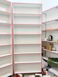 فاترينات جددد. استعمال شي قليل. يعني أخت الجديد. العدد 5. للبيع الوحده...