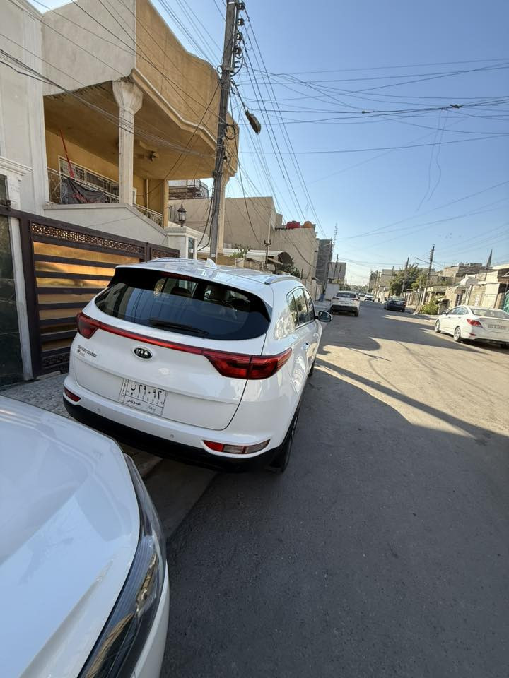 سبورتج موديل 17
السعر 182 $ وبيها مجال 
بدون صبغ
***********
***********
