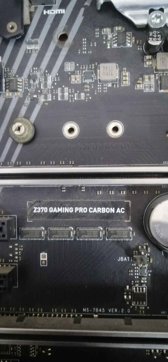 بورد MSI z370 GAMING pro carbon ac جيل تاسع و ثامن  مشكلتها تشغل سلوتات رام 2 مو 4 وياه مبرد انتل الستوك و ادبتر وايفاي مكاني بغداد متوفر توصيل
السعر 55 الف شامل التوصيل بغداد, العراق


**إذا كنت صاحب هذا الإعلان وتريد حذفه لأي سبب، رجاءا أرسل رسالة إلى الدعم الفني**