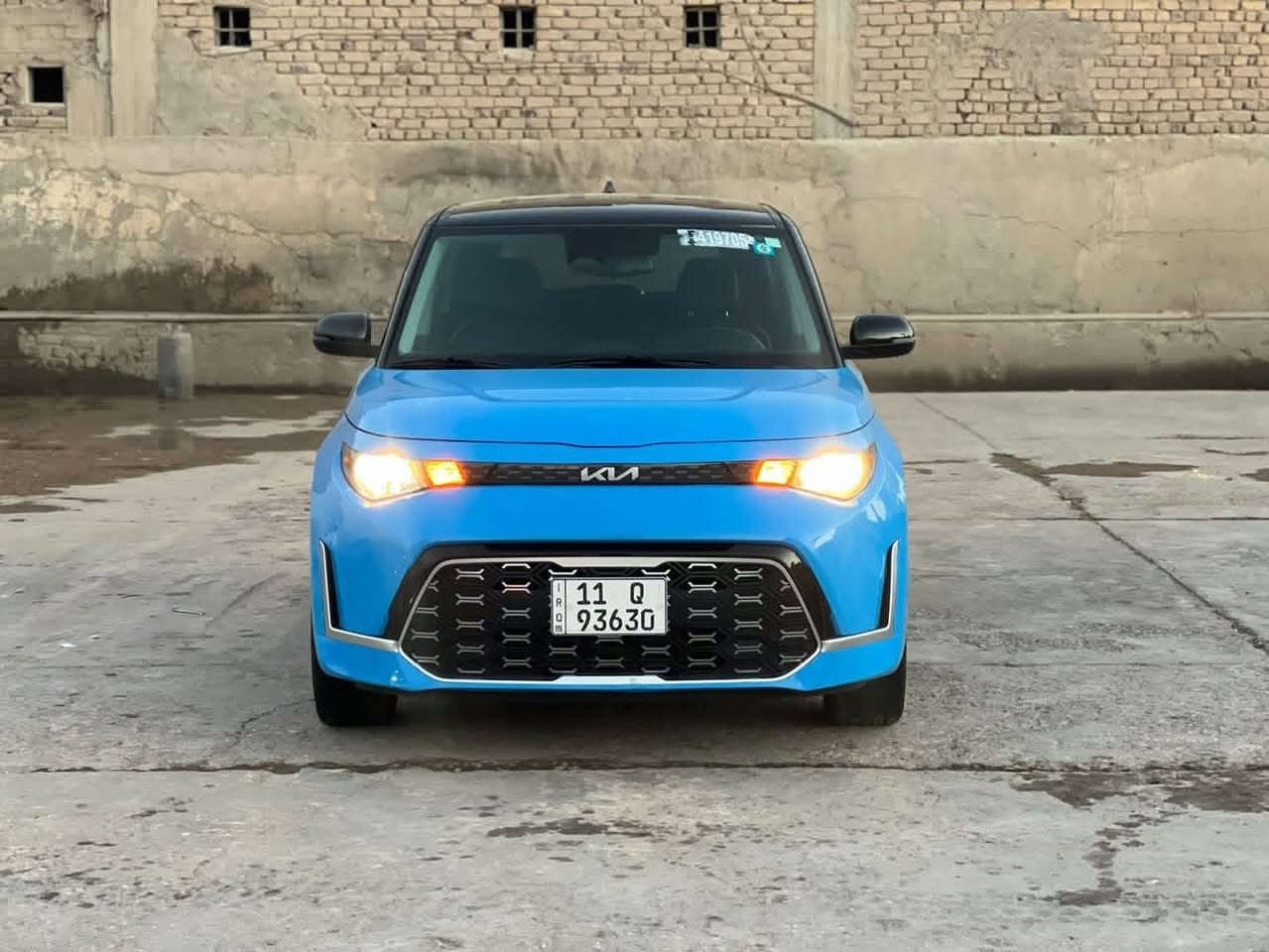 سلام عليكم للبيع كيه صول موديل 2023 فول موصفات جيتي لاين بصمه وشاشه كبيره ولمس كامره دواره رادار مامي وخلفي شغال ورادار يمنه ويسره حساس طارات لد خلفي شغال اشاير بل مري توقف ذاتي انضمه قياده ولكب كروم حجمه 18 حجم المحرك 2000 دوش تشغيل عن بعد نضام ترحيب دواخل صاج اسود ملكي وبيبان ابيض بلادي كشنات جلد مخمل شاحن واير لس تبريد بيانو تحكم جهتين حاكيه مانع نزلاق شاشه كبيره ولمس كامره دواره دبل رف خلفي قماره سوده بلادي السياره مكفوله من الصبغ التبديل والغرق والبارد والشخط كفاله عامه ماعده الجاملغ فقط مرقم بغداد رقم جديد ***********
