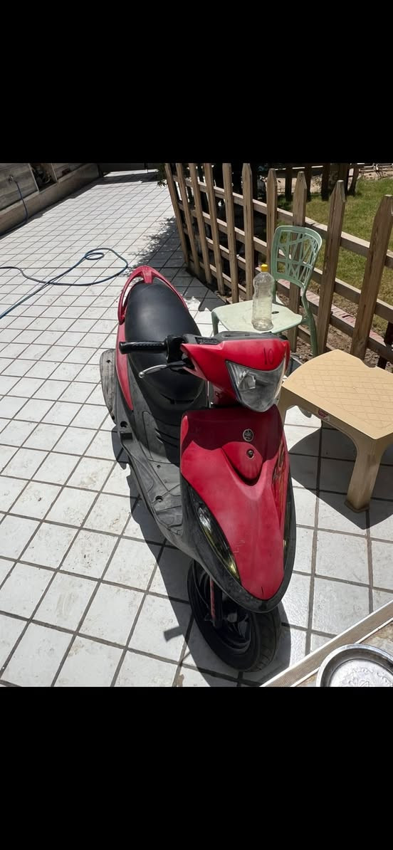 دراجه ماكس خير من الله صاله شهرين من نازله من الرمبه المكينه فول اي صوت مابيه الدراجه خرسه بيه كلجات سمارت من الربمه وقطرة اكسل وقطرة دهن الرقم***********المكان بغداد حي العامل
