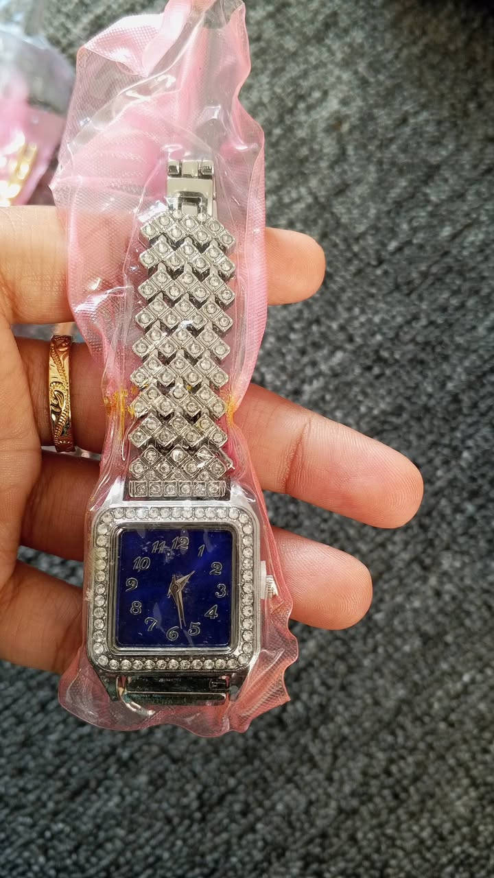 السلام عليكم بنات. ساعات نسائي سعر قطعه 4 مكاني الكوت. اكو توصيل


**إذا كنت صاحب هذا الإعلان وتريد حذفه لأي سبب، رجاءا أرسل رسالة إلى الدعم الفني**