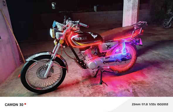 السلام عليكم  للبيع ماطور سولنك موديل 2024 محرك كبس ما مفتوح كهربايات كله شقاله  ماطور فول رزانه سرعه  السعر 600 او بي مجال للطيبين  رجان المو شراي لا يعلق  او هاذه رقمي ***********
