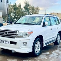 لاندكروزر GXR • V8 • ٢٠١٣