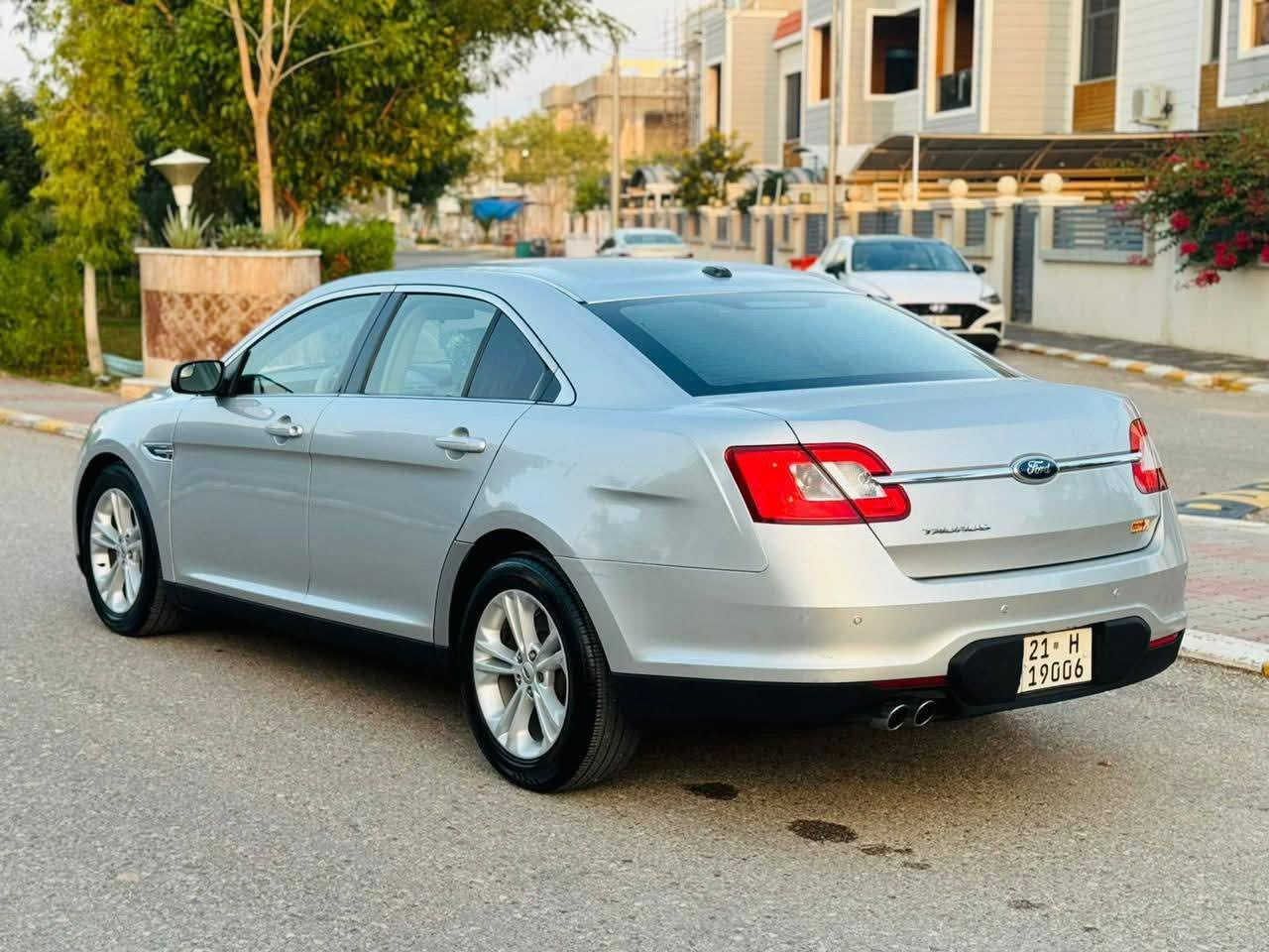 سلام عليكم
*********** 

سعر ( 150 ) وبي مجال 

~~~~~~~~~~~~~~~~~~~~~

من رخصة الادمن المحترم 

اخوية اقرا تفاصيل قبل مااتخابر 

فورد تورس موديل ( 2012 ) ، رقم سليمانية الدولي بسمي 

بدون صبغ بدون تبديل 

سونار ناشرة وية صور 

كير و محرك ممفتوح ع وضع شركة 

.................................

محرك( 6 ) سلندر 

كير اوتو 

تبريد تدفئة شغال 

حساس خلفي 

لايتات زنون اصلي 

جامات صفاح كهربائي شغال 

كشن كهرباء 

تحكم استيرن 

اربع جامات كهربائي شغال 
كهربائياتة كلة شغال 
كود ع باب 
باتري جديد 
صدر امامي خلفي جديد 
شرط تحويل 
رقم و سنوية جديد
مكان سيارة ديالى خانقين 🏠
