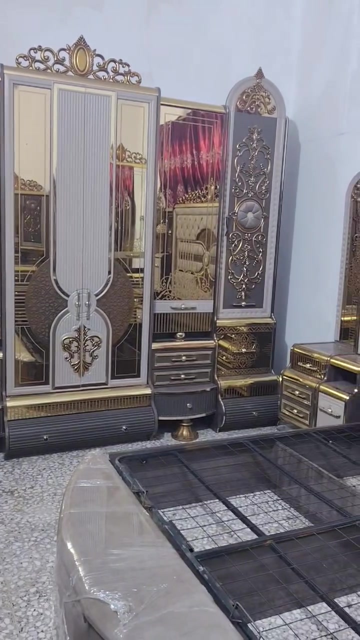 🔨 نجار متنقل 🔨
وفتح وشد وتصلّيح غرف النوم العراقية والتركية ومصريه وماليزيه
شغل مرتب ونضيف وبإتقان 👌
🛠️ فتح غرف
🛠️ شد وتصليح
ونقل الاثاث
🚐 نجي لحد باب البيت
💰 أسعار مناسبة وماكو غش
🕰️ نلتزم بالوقت
🤝 أمانة وخبرة
📞 للاتصال والحجز:
(***********) مكان سماوه 
غرفتك ترجع مثل الجديدة إن شاء الله ✨
