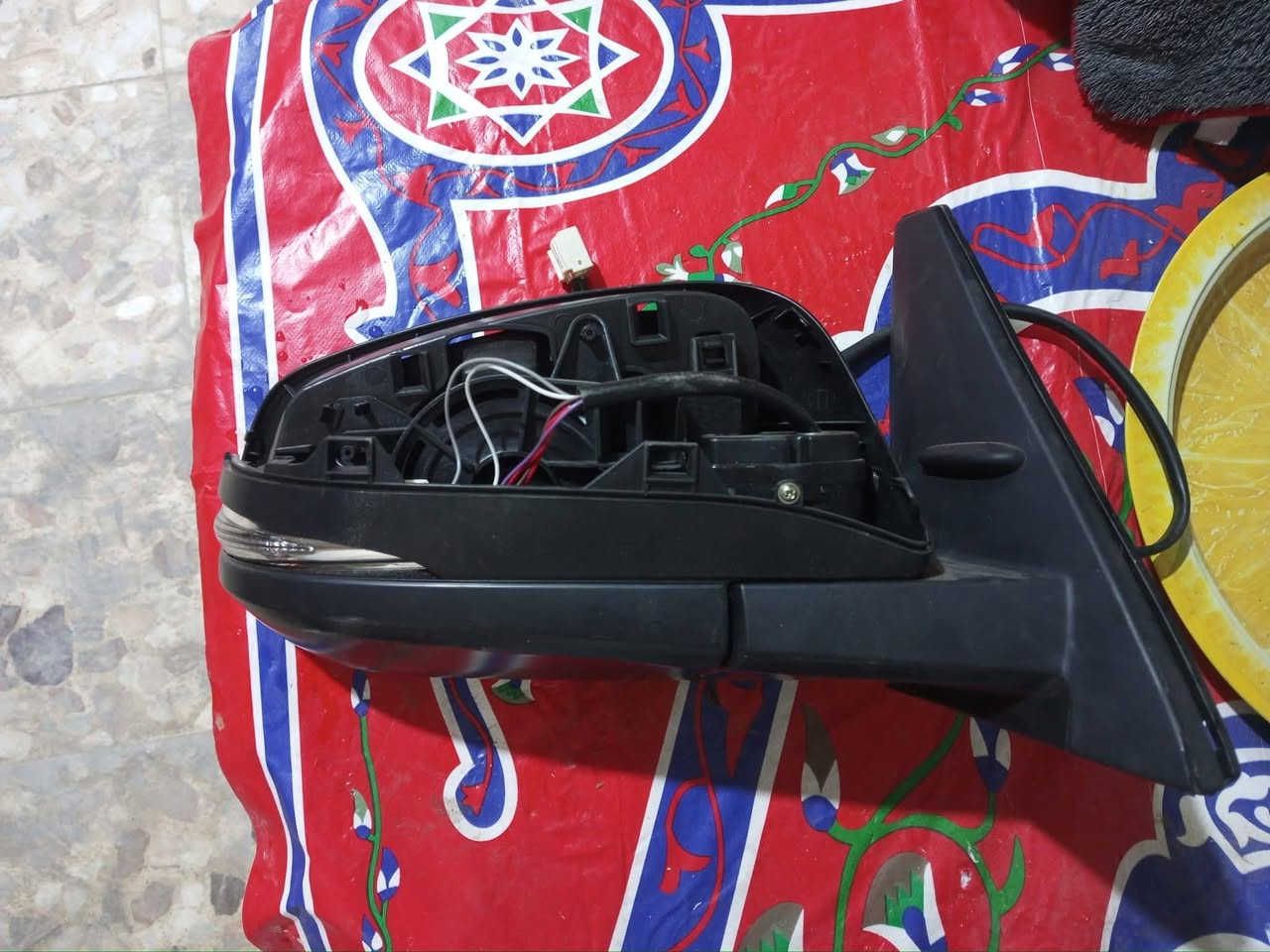 سلام عليكم مرايه ام الاشاره للبيع بدون كفر جديده غير مستخدمه تجاريه سعر مناسب 100 الف
***********
