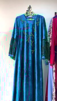 تخفيضات نهاية الموسم • مجمع الريان • توصيل