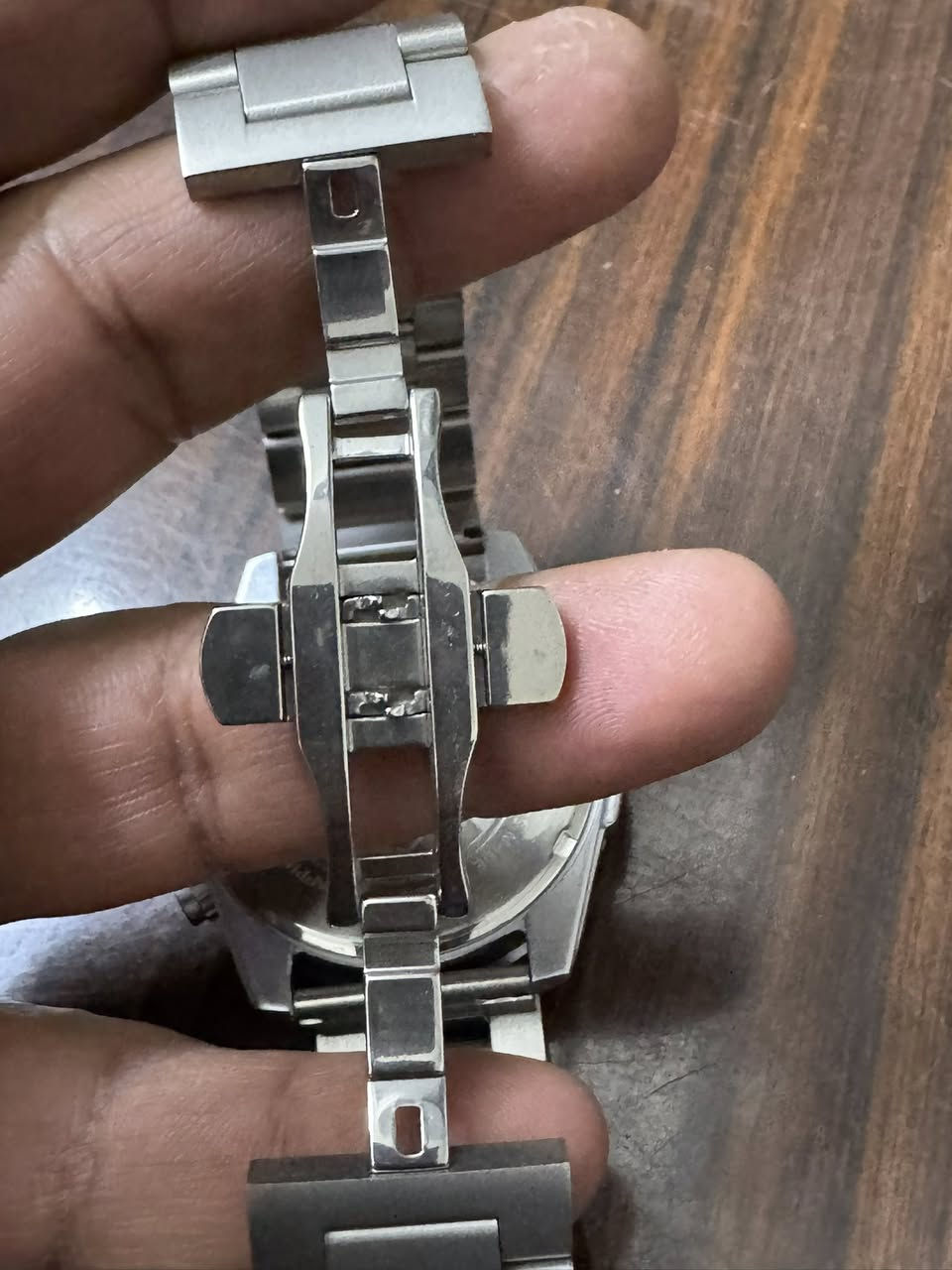 تاغ هوير كوارتز تيتانيوم سناتر شغاله كونغراف ستوب وج


**إذا كنت صاحب هذا الإعلان وتريد حذفه لأي سبب، رجاءا أرسل رسالة إلى الدعم الفني**