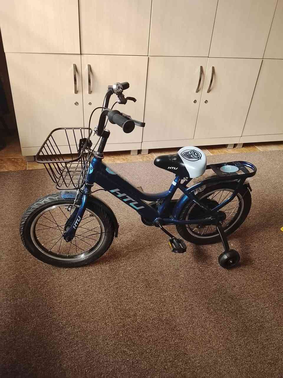 بايسكلات نظيفه أخو جديد عدد إثنين الواحد 60 بي مجال قليل


**إذا كنت صاحب هذا الإعلان وتريد حذفه لأي سبب، رجاءا أرسل رسالة إلى الدعم الفني**