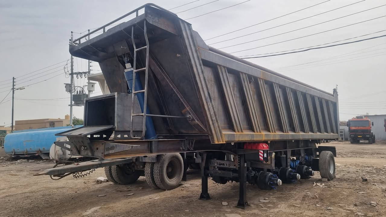 للبيع عربانه قلاب
ماك نيسان عنوان بغداد السياحي 
السعر 210 ورقه
***********
***********
