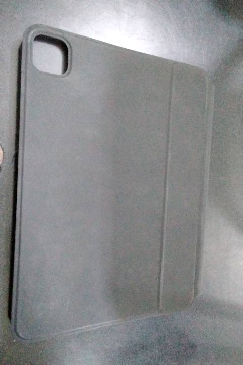 كيبورد آيباد جديد ما مستخدم 
أزرار RPG 
شحن تايب سي
مكان نجف سعر 50 الف