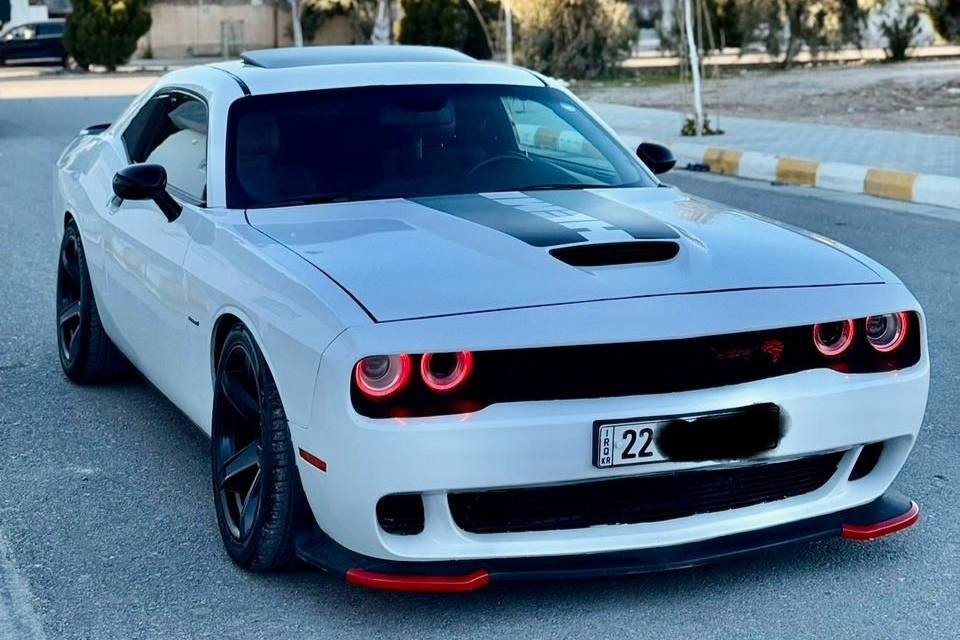 دۆج چاڵنجەر RT  2018 مواسەفات 
سعری زۆۆر مناسب
ڕەنگی سپی ، 
سەیارەکە ٦٧ مایل رۆشتووە... 
شاشە گەورە دیجیتاڵ ، سڵاید،
باتڵ شەفتی سەرسوکان،، فوول سپۆرت ، 
سەیارەکە هەتا بڵێی جوانە ، زۆر پاک و تایبەتە،  
کامل جوانکاری بۆ کراوە، 
ویل و تایەی هێڵکات لەحیەی سپۆرت  
لایت و لیدی ئەلوان ئەڵقە ،
 بۆنیتی یەک فەتحە، کامل سپۆرت بێ هیچ کەم و کورتیەک ..
سەنەوی ژینگە و ڕیگەوبان تازەیە ،
یەک پارچەو نیوی بۆیاخە، 
بێ  شوخت ، چاڵ و ساردی هیچ نییە  
زۆر خزمەتکراوە،  کەم ڕۆشتوو

سـعـر : لە کۆمێنت داوابکە ڕاستەوخۆ بۆت دێت 📥 

گێڕ و مەکینە تەبرید هەموی بە شەرت بێ نەقس،  
هیچ کێشەیەکی تێدا نییە 

ژمارەی خاوەنەکەی 
***********
