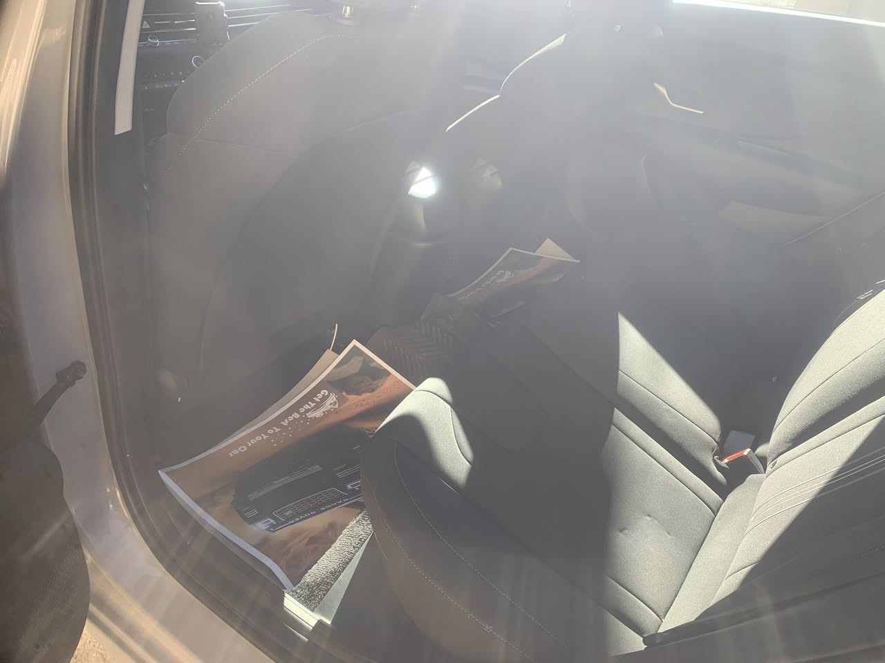 النترا 2023 وارد امريكي ليميتد 
فول فول مواصفات سلايد فتحة سقف 

لون: سمنتي مميز مواصفات فول ١/١
محرك: 2.0 دوش
العداد: 132

المواصفات 
1.فتحه سقف 
2.كرسي السائق كهرباء 
3.الكشنات الاماميه تدفئه 
4.رادار امامي 
5.رادارات جانبيه 
6.رادار خلفي 
7.تحديد مسار 
8.كروس سرعه 
9.سياقه ذاتيه 
10.اوتو هولد 
11.ثلاث انضمه قياده 
12.مانع انزلاق 
13.سايد بريك كهربائي 
14.سستم صوتBose
15.بصمه تشغيل
16.اناره مخفيه داخليه
18.كامره خلفيه
19.شاشه العداد ديجتل
20.شاشه كبيره 
21شحن واير ليس
نوافذ شحن USB
مكفول كفاله عامه 
فقط جاملغ امامي مصلح ما مبدل فقطً مصلح ضربه خفيفه ما عابره ابد 

للاستفسار اكثر الاتصال ع رقم 
***********
