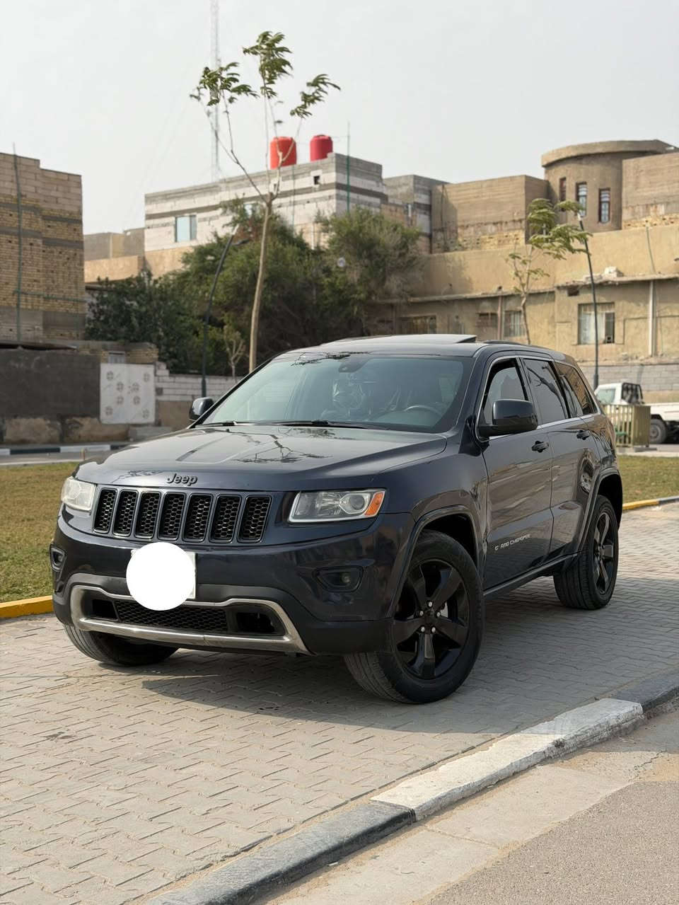 سلام عليكم 
جيب كراند شيروكي .     #_للبيع_فقط 

مديل 2016 اصل 

#ادوات_ادوات_دخول_جديد 

فول مواصفات بلاك توب 

محرك V6. 3600

شاشه كار بلي
كشنات جلد فول كهرباء 

كشنات تدفئه و تبريد 

تخم تاير جديد 

#المكان_بصرة 

#السعر_وتفاصيل_اكثر_اتصل_وتدلل 

***********
