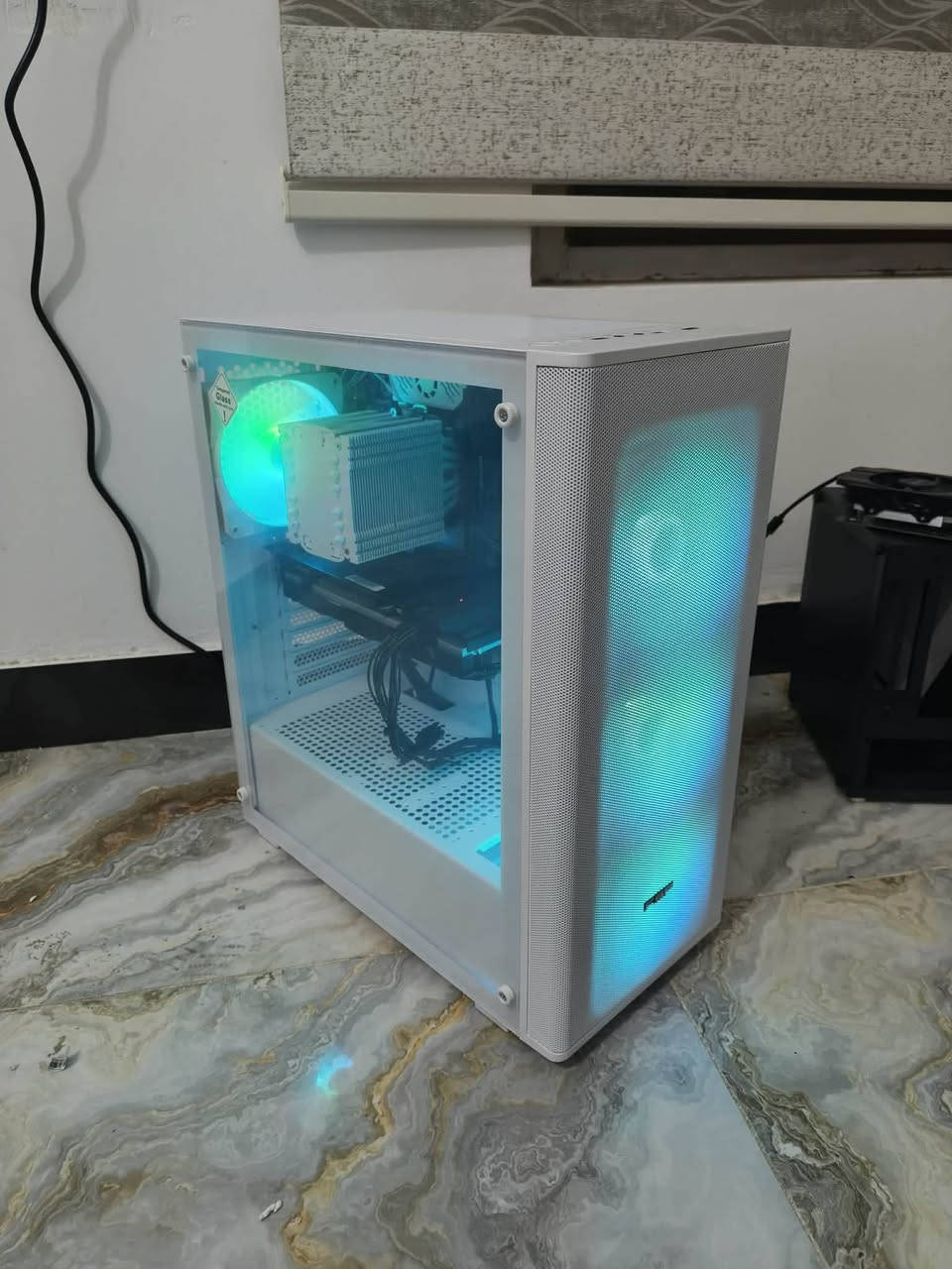 السلام عليكم حاسبه للبيع جديده غير مستخدمه فقط شد والعب محمل عليه god of war الجزاء الرابع موصفات بل صوره موجود توصيل وبيه ضمان بيه السعر 390 وبيه مجال


**إذا كنت صاحب هذا الإعلان وتريد حذفه لأي سبب، رجاءا أرسل رسالة إلى الدعم الفني**